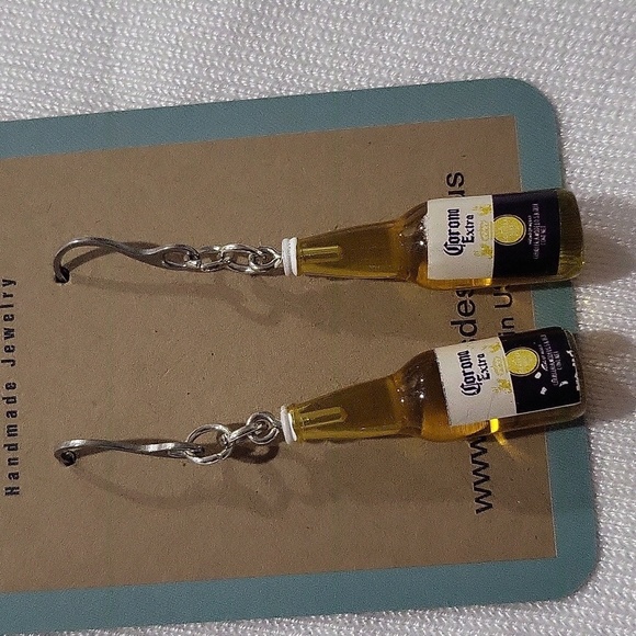 1032- Gift Corona Lovers Beer Handmade Earrings NWT - Picture 2 of 4
